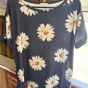 Floral Navy Blue Women's Top. Size M.